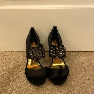 Chinese laundry black heels size 7.5